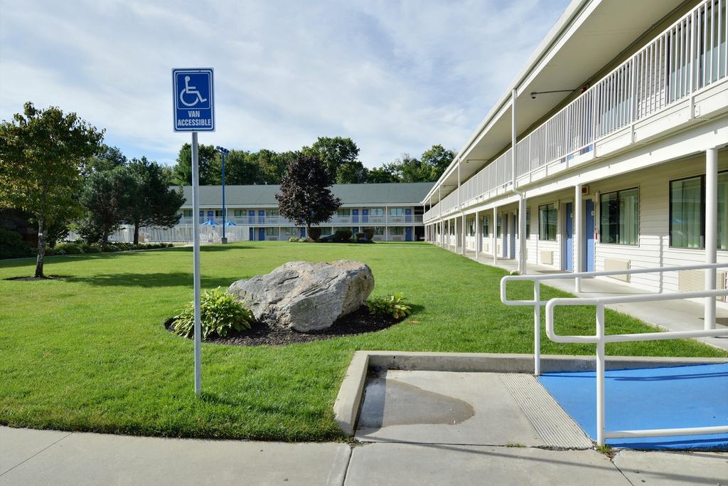 Motel 6-Tewksbury, Ma - Boston Eksteriør bilde