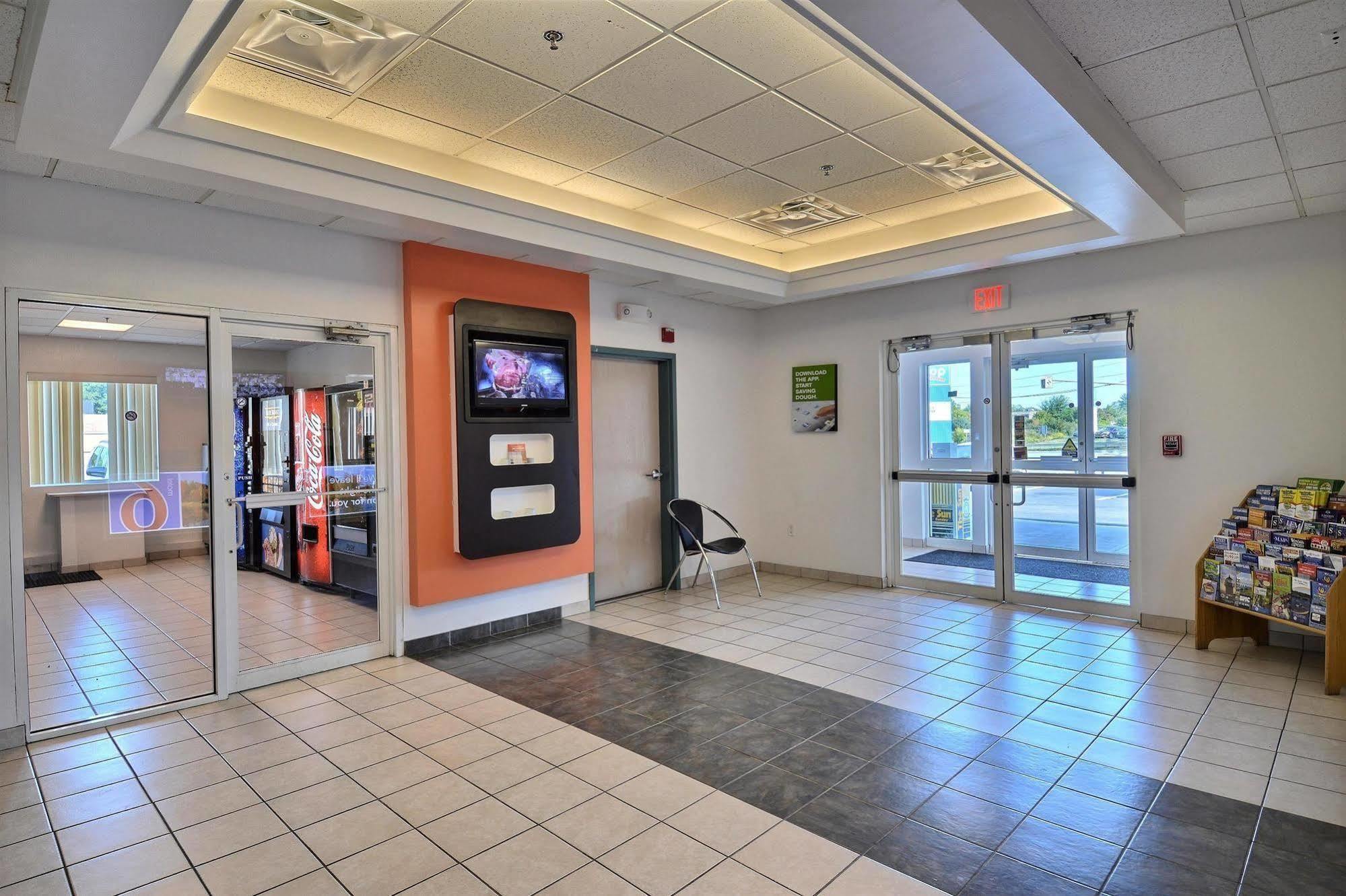 Motel 6-Tewksbury, Ma - Boston Eksteriør bilde