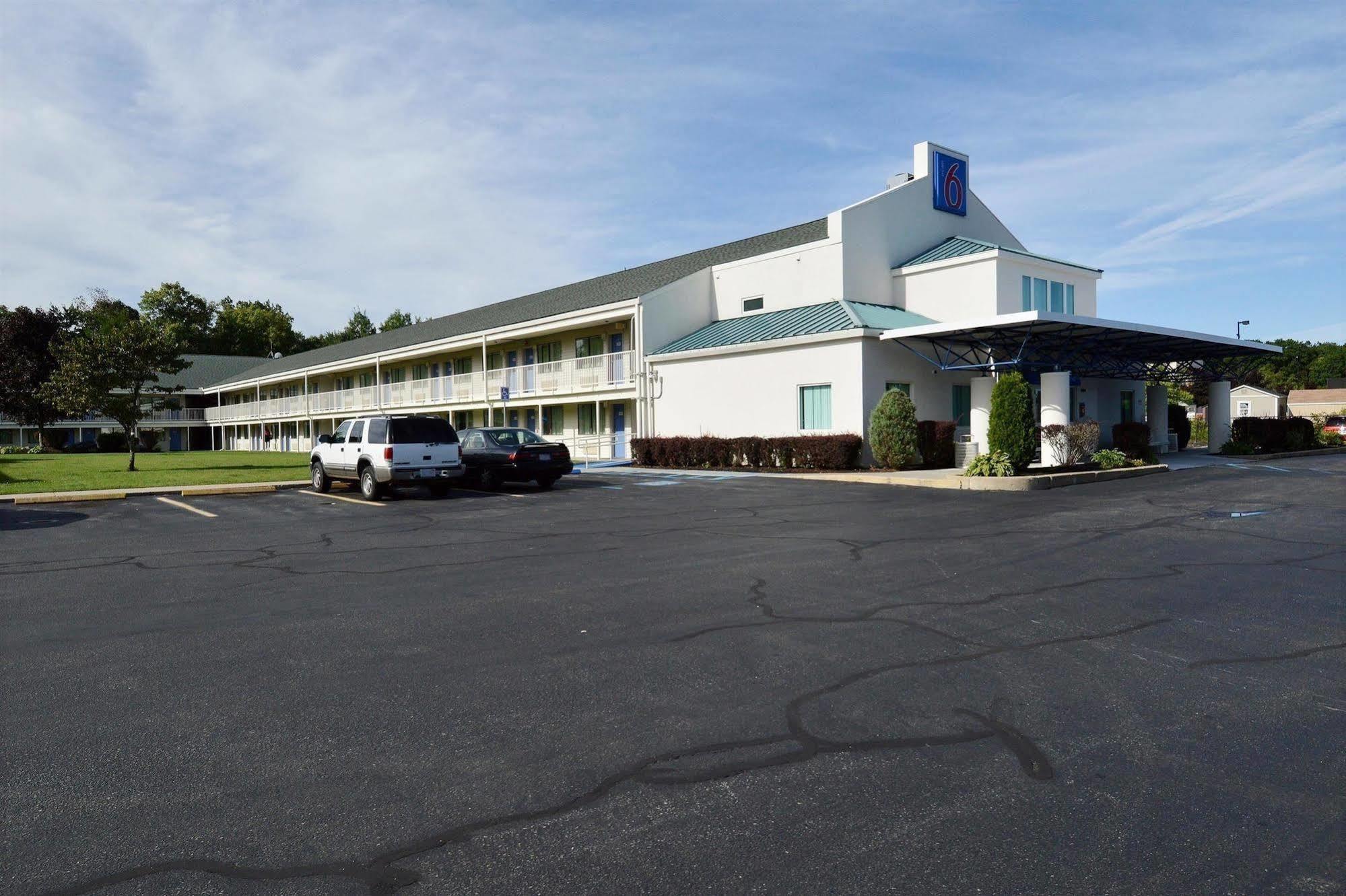 Motel 6-Tewksbury, Ma - Boston Eksteriør bilde