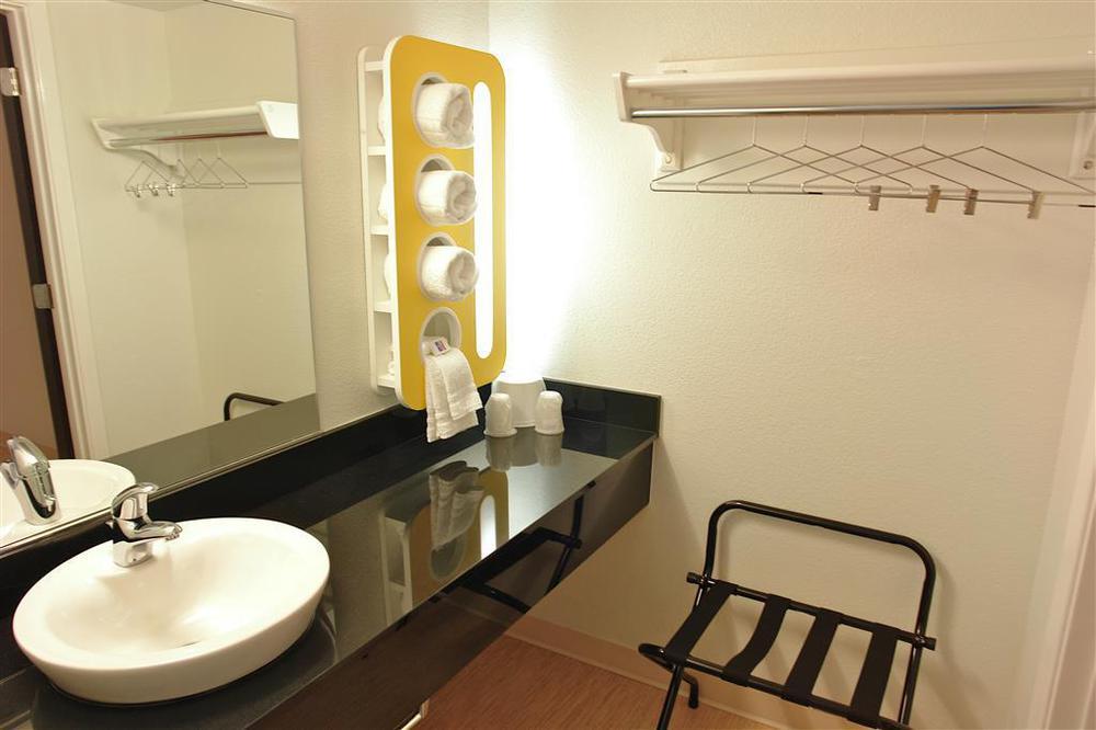 Motel 6-Tewksbury, Ma - Boston Rom bilde